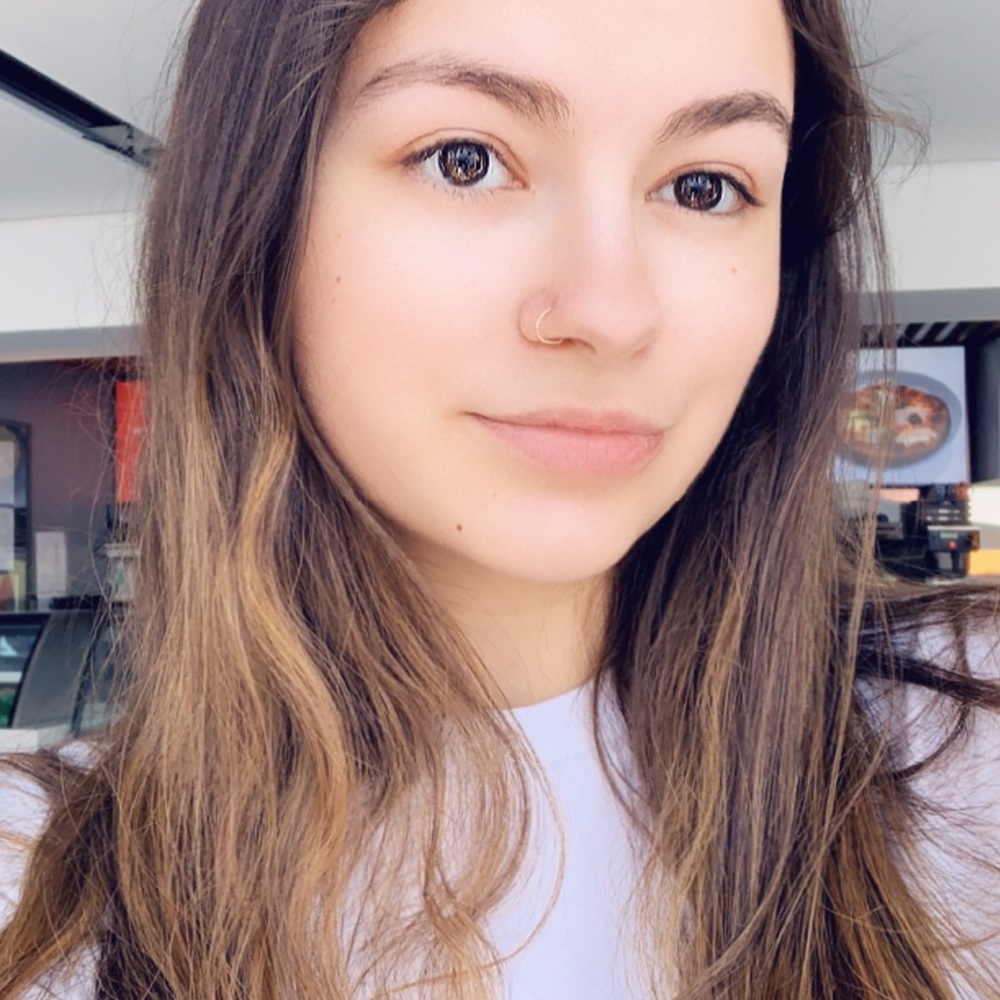 Meet your Posher, Emily